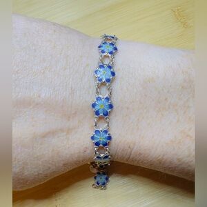 Vintage forget me not Blue enamel Sterling Silver Dainty Bracelet 7.25